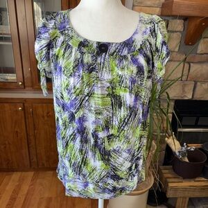 Dress Barn size large short bubble sleeve blouse purple and green EUC